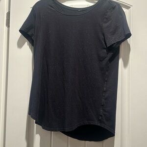 Lululemon tee